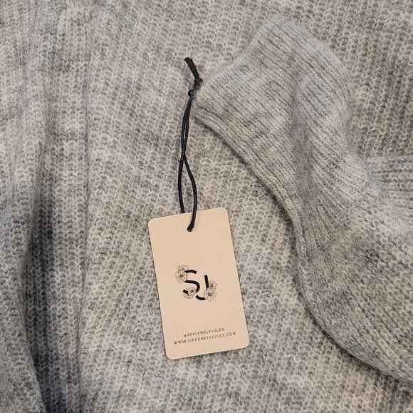 Sincerely Jules Sweater Women Small Size gray NWT - Picture 5 of 6